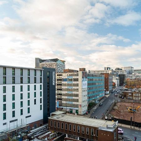 Maevela Apartments ☆ Pink Luxury Apartment With Balcony - Birmingham City Centre - 5 Min Walk From Bullring, Cube, Mailbox, New Street Station - Free Netflix & Wifi 外观 照片