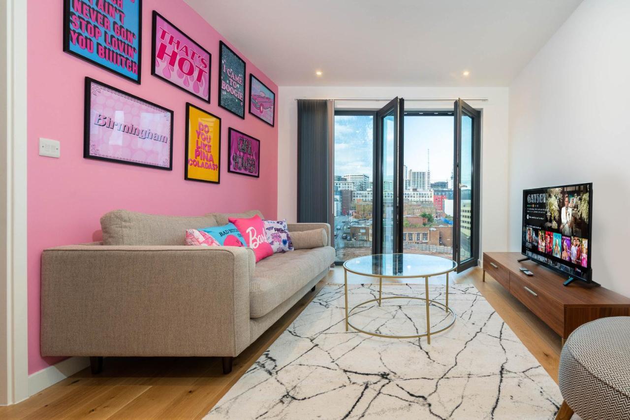 Maevela Apartments ☆ Pink Luxury Apartment With Balcony - Birmingham City Centre - 5 Min Walk From Bullring, Cube, Mailbox, New Street Station - Free Netflix & Wifi 外观 照片
