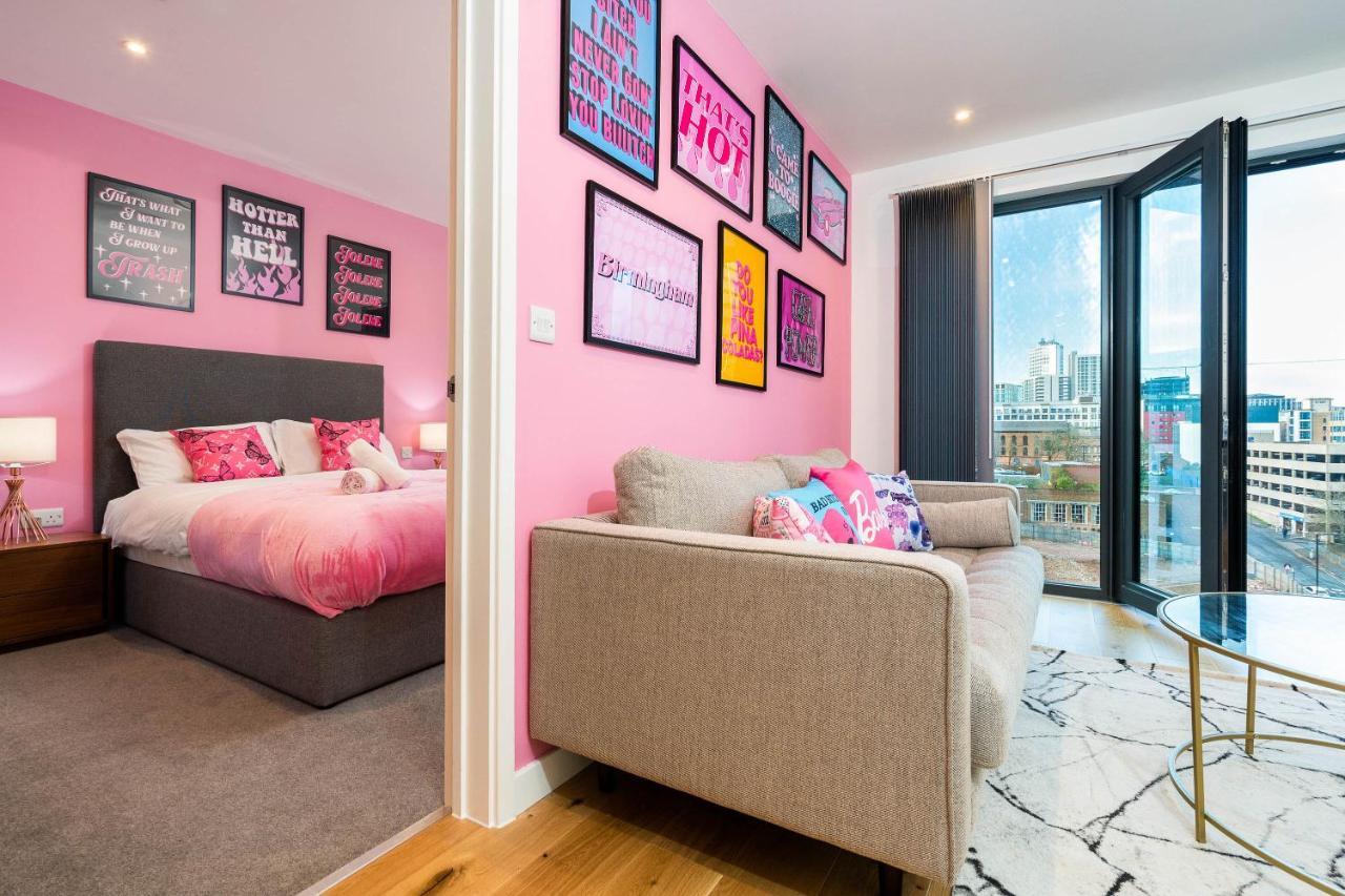 Maevela Apartments ☆ Pink Luxury Apartment With Balcony - Birmingham City Centre - 5 Min Walk From Bullring, Cube, Mailbox, New Street Station - Free Netflix & Wifi 外观 照片